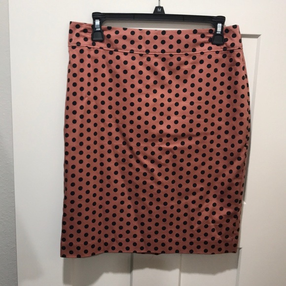 LOFT Dresses & Skirts - Loft polka dot pencil skirt